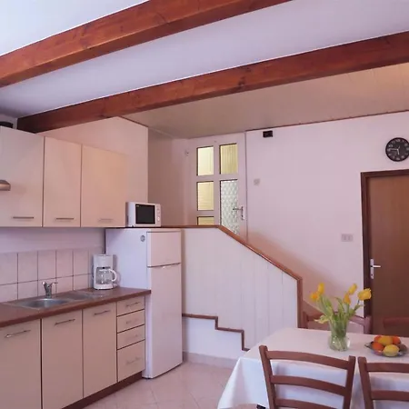 Doris شقة بولا