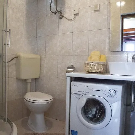 Apartment Doris Pula